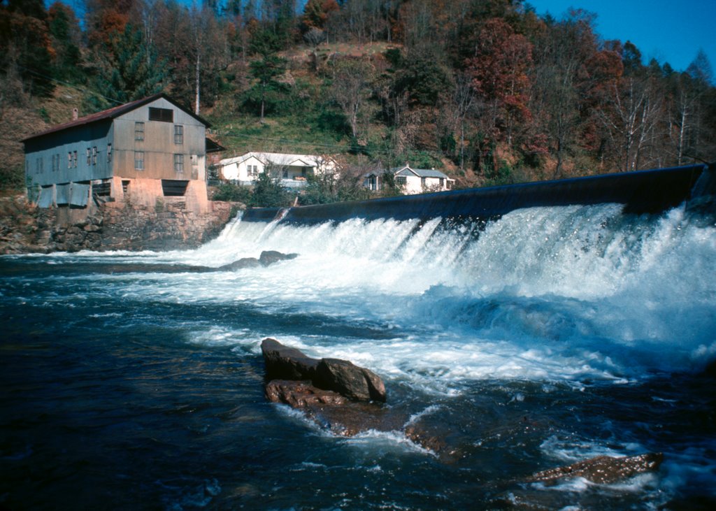 Dillsboro Dam and Power House by Old Bob