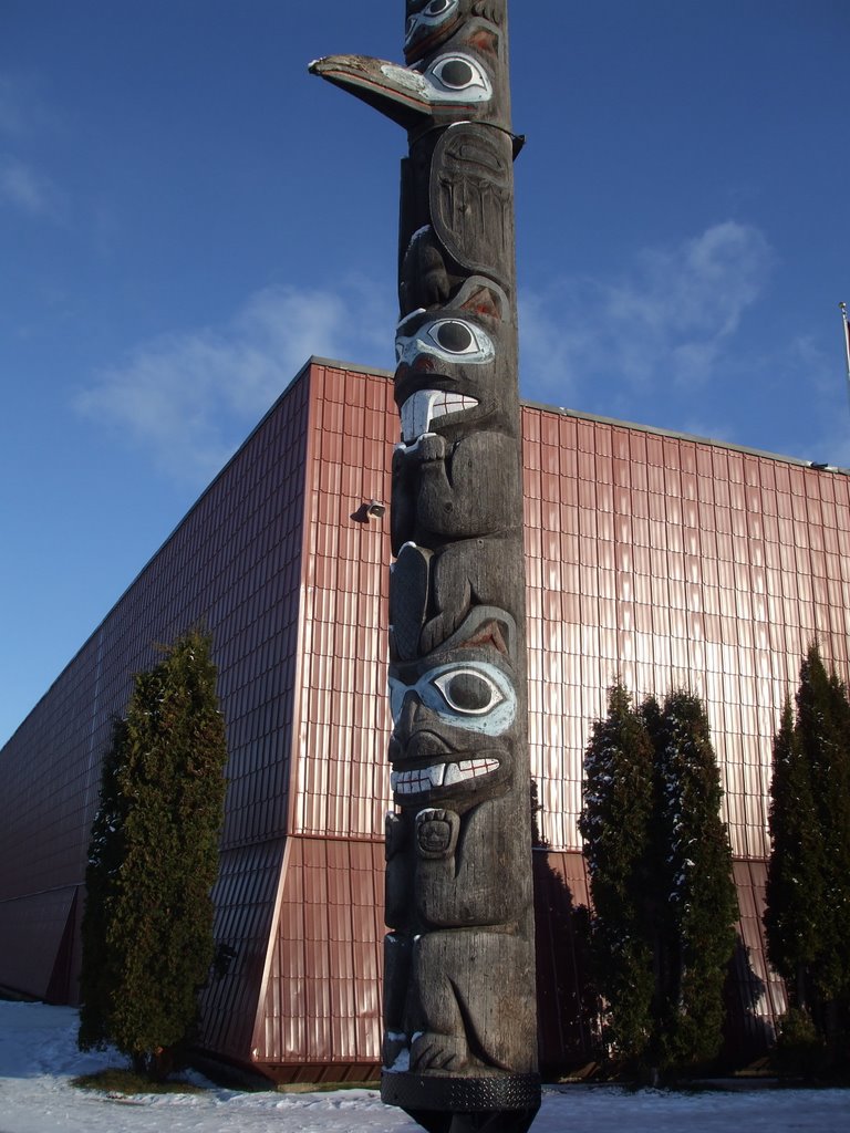 Unity Pole - Nisga'a Elementary Secondary School by kevinyang.music