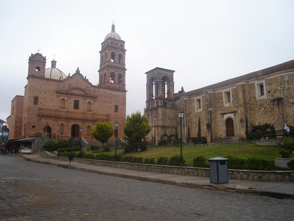 Iglesia de Tapalpa by micromazatl