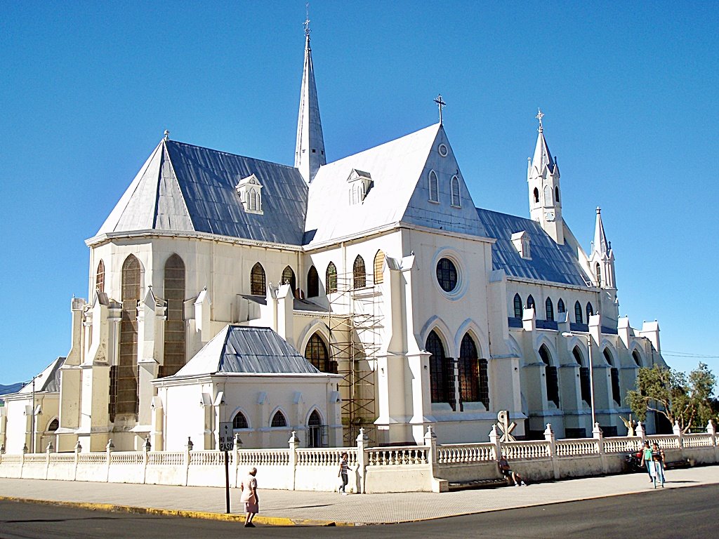 COSTADO NORTE IGLESIA SAN RAFAEL DE HEREDIA by Yamil Herrera A