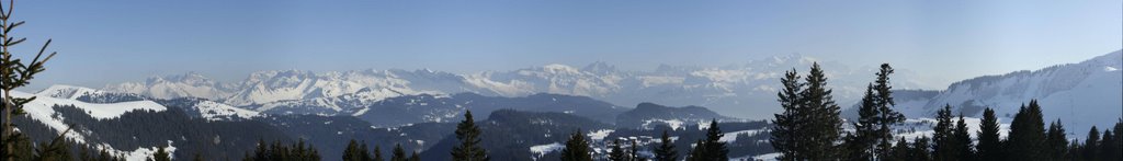 La chaine du Mont-Blanc (6000*864) by Philippe VADOT