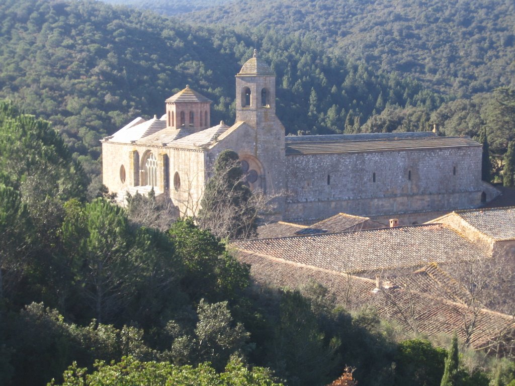 Abadia de Fontfroide by juan judel