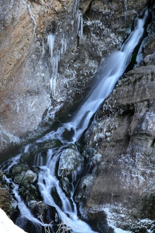 Savica Waterfall during winter by Nocoleta Raftu