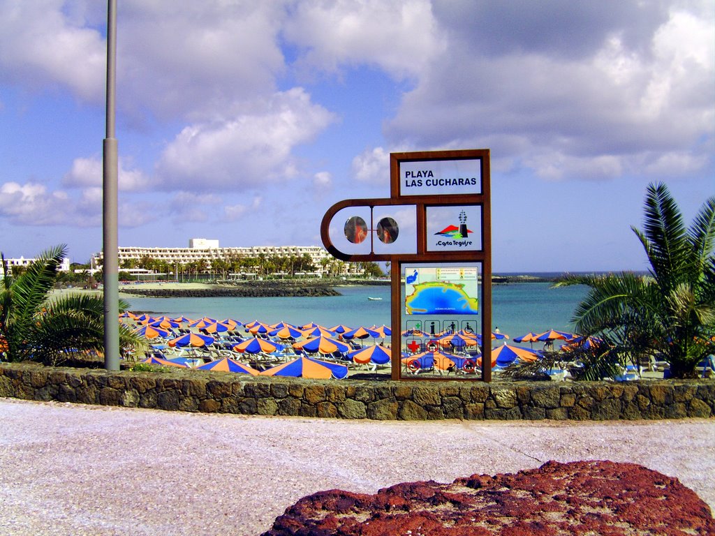 Playa las cucharas Costa Teguise by Sr.Mario Botello