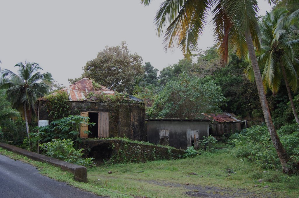 Hampstead, Dominica - Old Copra Processing Storage by tom.sueellen