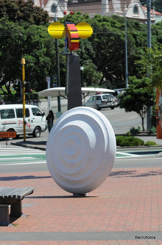 Buzzy Bee Takes Wing in Bunny Street looking towards Parliament by BernzG