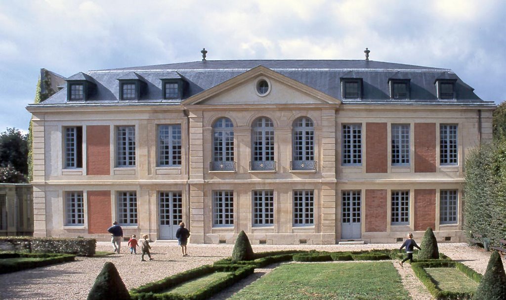 Hôtel de Fontenay Conservatoire by jalmadie