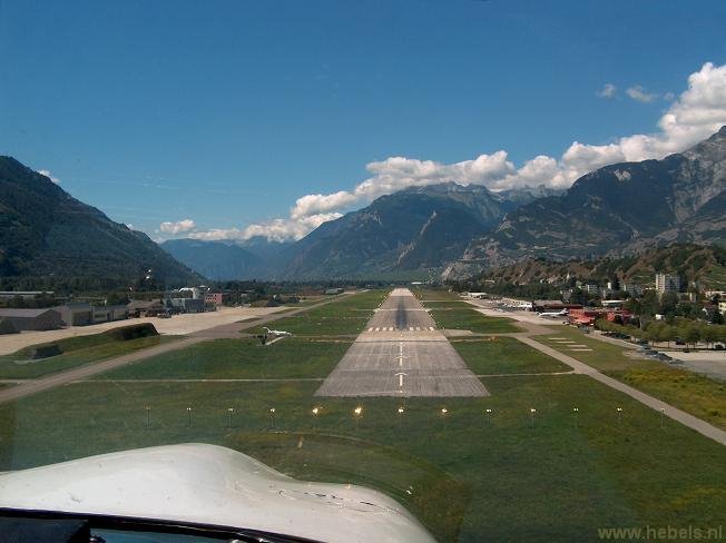 Sion airport (h) by hebels.nl