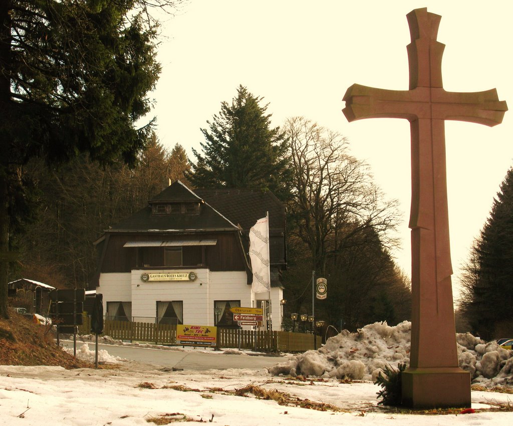 Rotes Kreuz und Gasthaus Rotes Kreuz an der Hochtaunusstraße by 600m