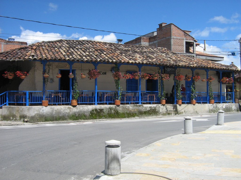 Casa Antigua - San Antonio de Pereira by Dayro Longas