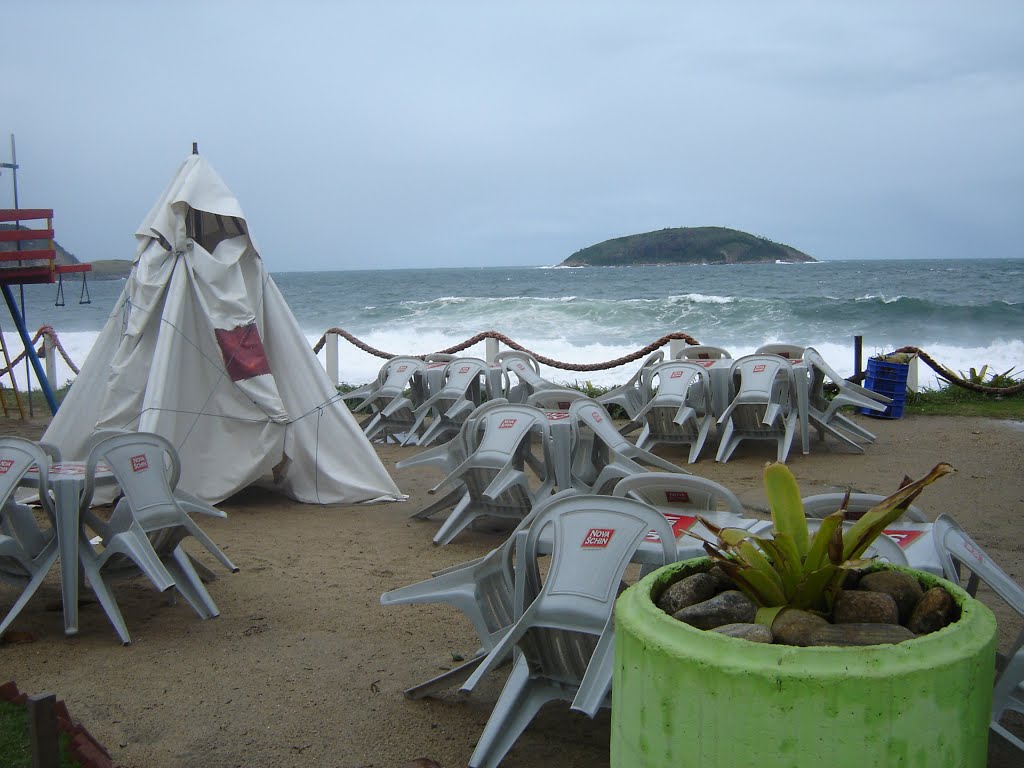 At the end of the day, Camboinhas by Laura