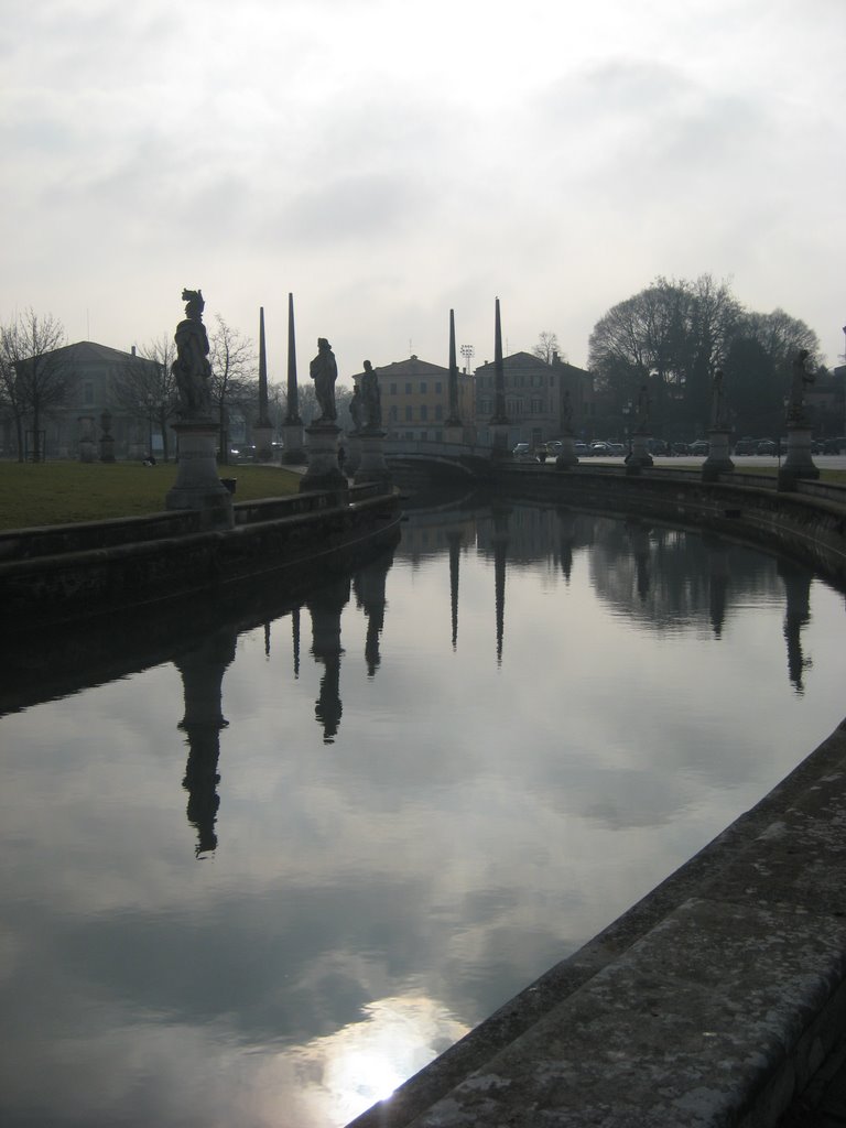 Prato della Valle by stesasso