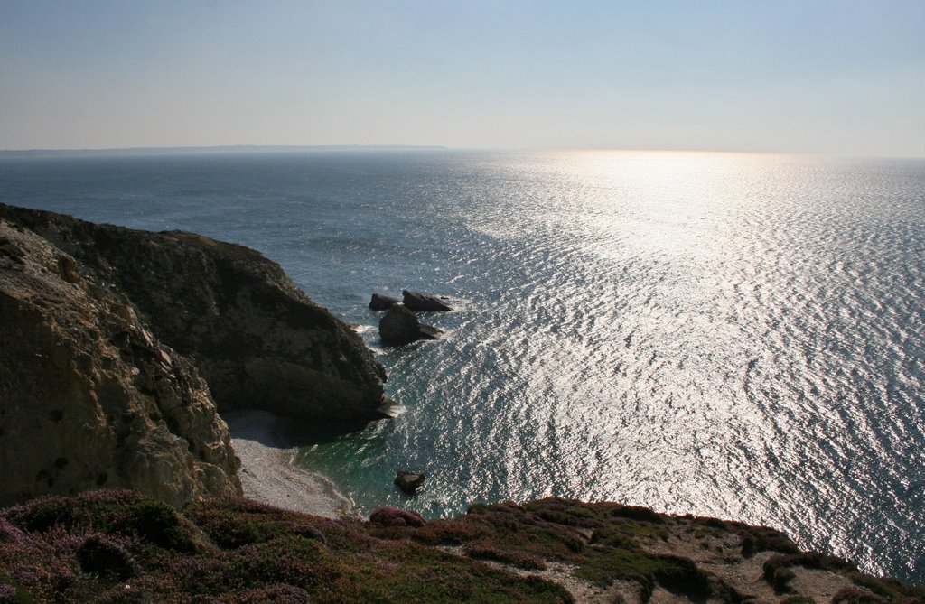 L'atlantique au Cap de la Chèvre by David Tollemer