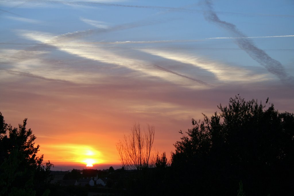 Couché de Soleil sur Ferrières by David Tollemer