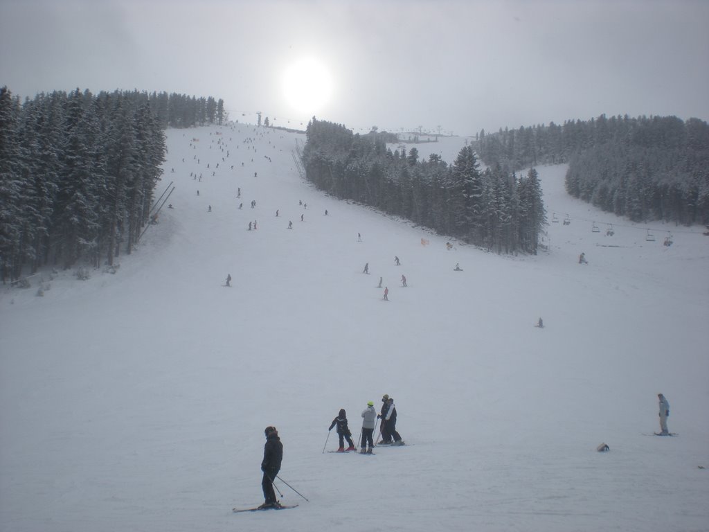 Bansko ski runs by G. Nikolaidis