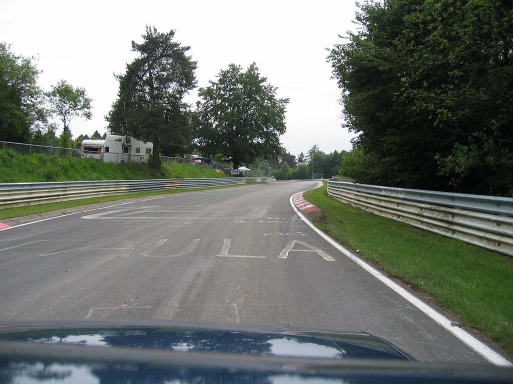 Eine Runde auf dem Nürburgring by Daniel -