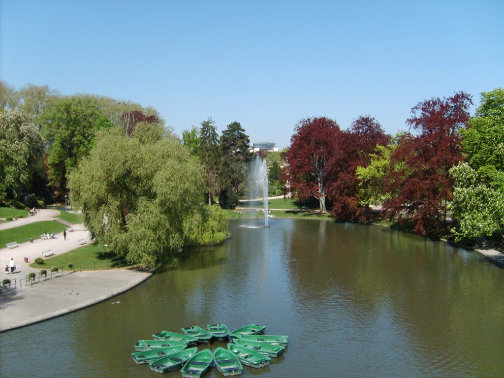 Parc de la Orangerie by Jaroslaw Komar