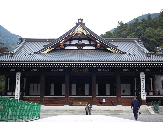 Temple"KUON-JI" 久遠寺-本殿 by a.d.s.r