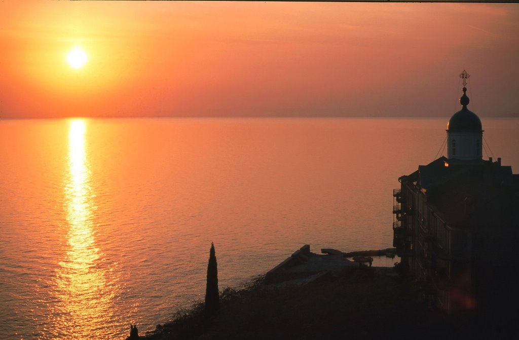 Sunset at Mount Athos-Agios Panteleimon monastery - Ηλιοβασιλεμα πανω απο τι ρωσικο μοναστηρι by Stathis Chionidis