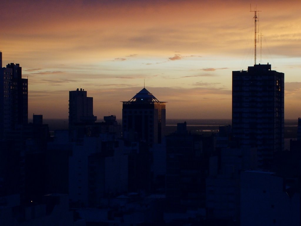 Amanecer en el centro de Rosario by rosarioso