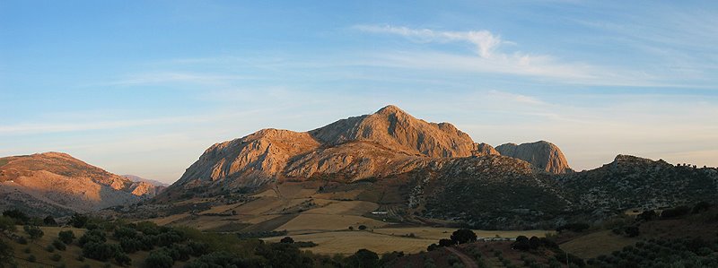 Atardecer en los Tajos de Alfarnatejo by rampala