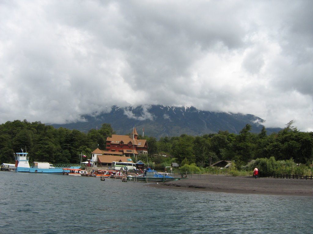 Lago Todos Los Santos, PuertoMontt, Chile by felipousis