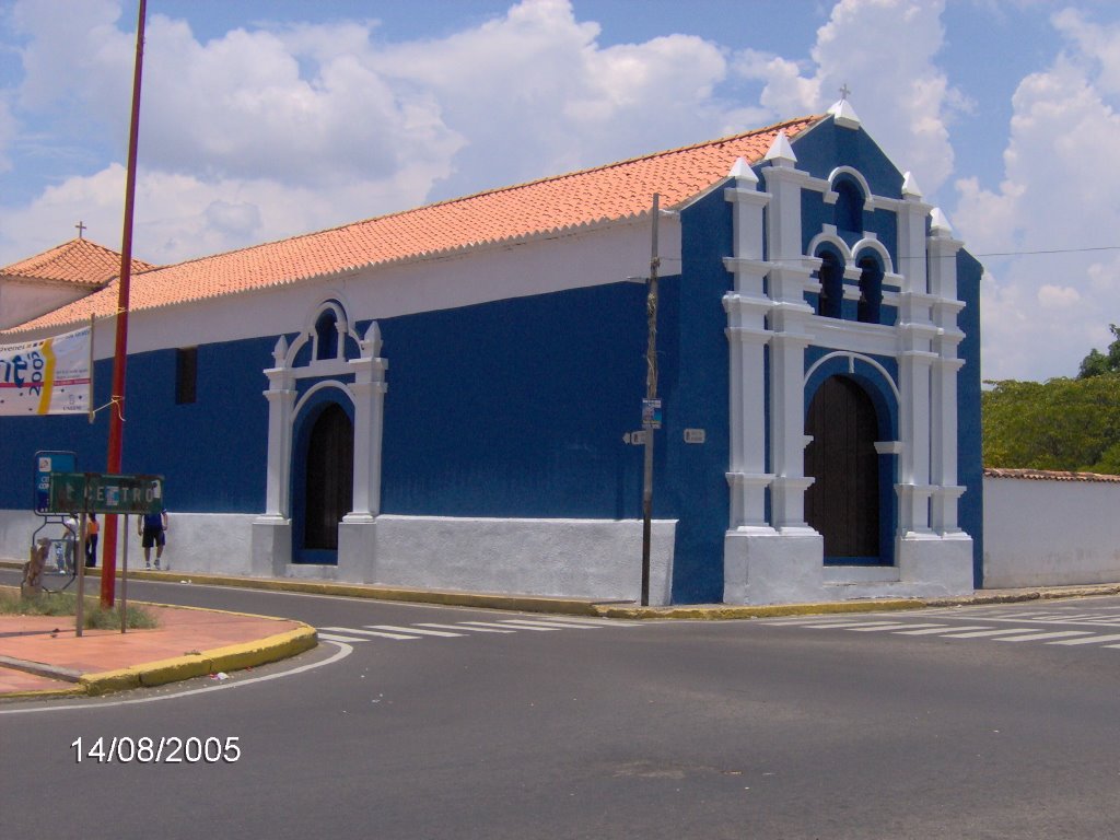 Iglesia de San Nicolás. Coro. Venezuela by Francisco De la Cruz