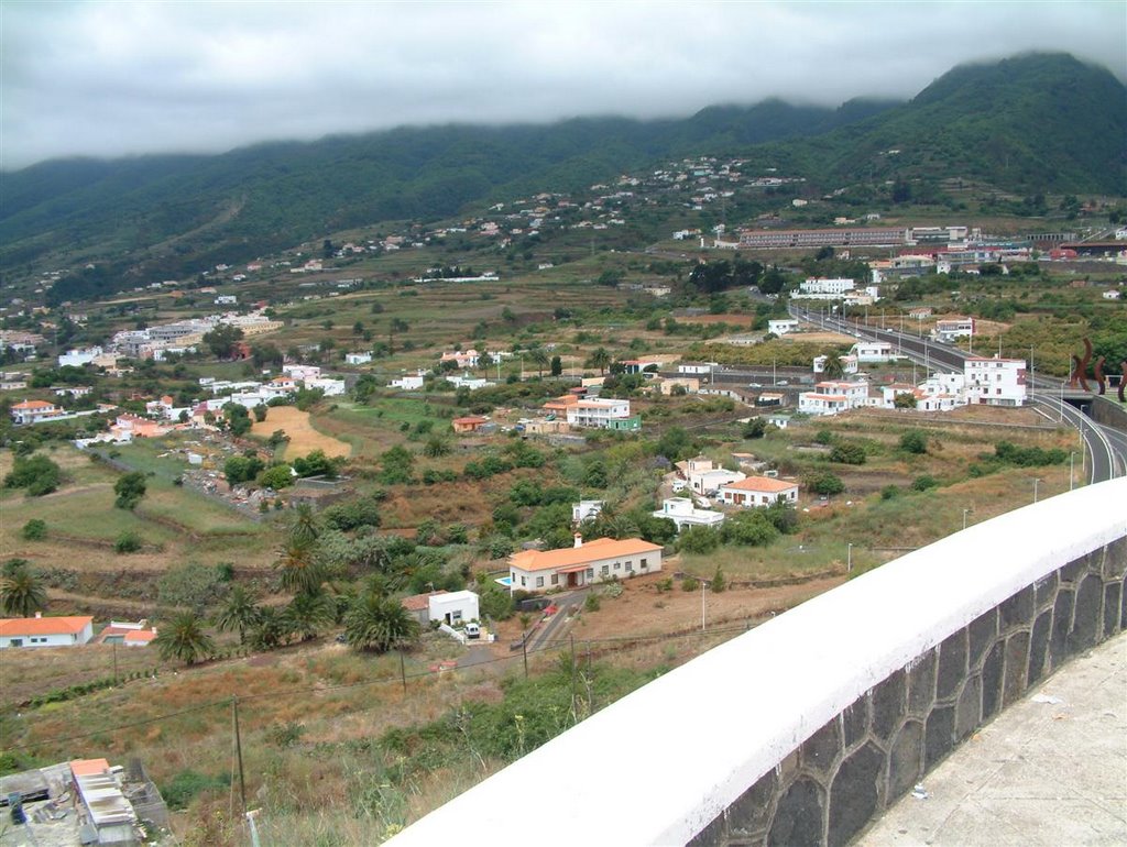 Breña Alta, Santa Cruz de Tenerife, Spain by FELIPE ALONSO QUINTA…