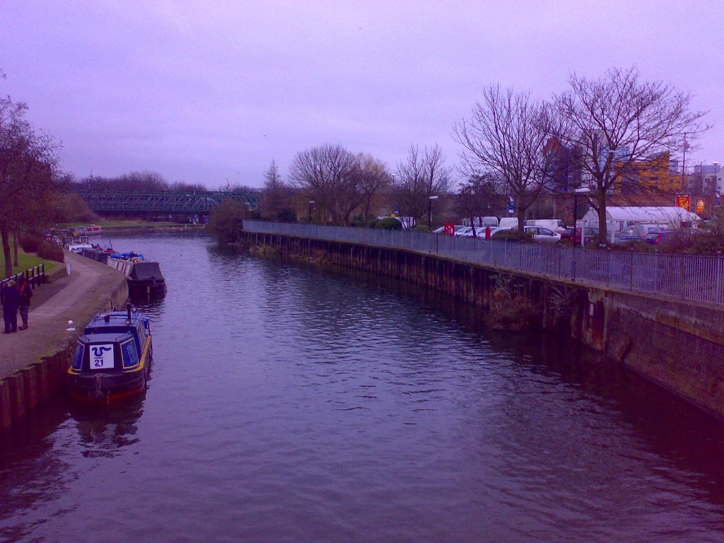 River Lea Navigation, Bow, E3 by *Insert Coin*