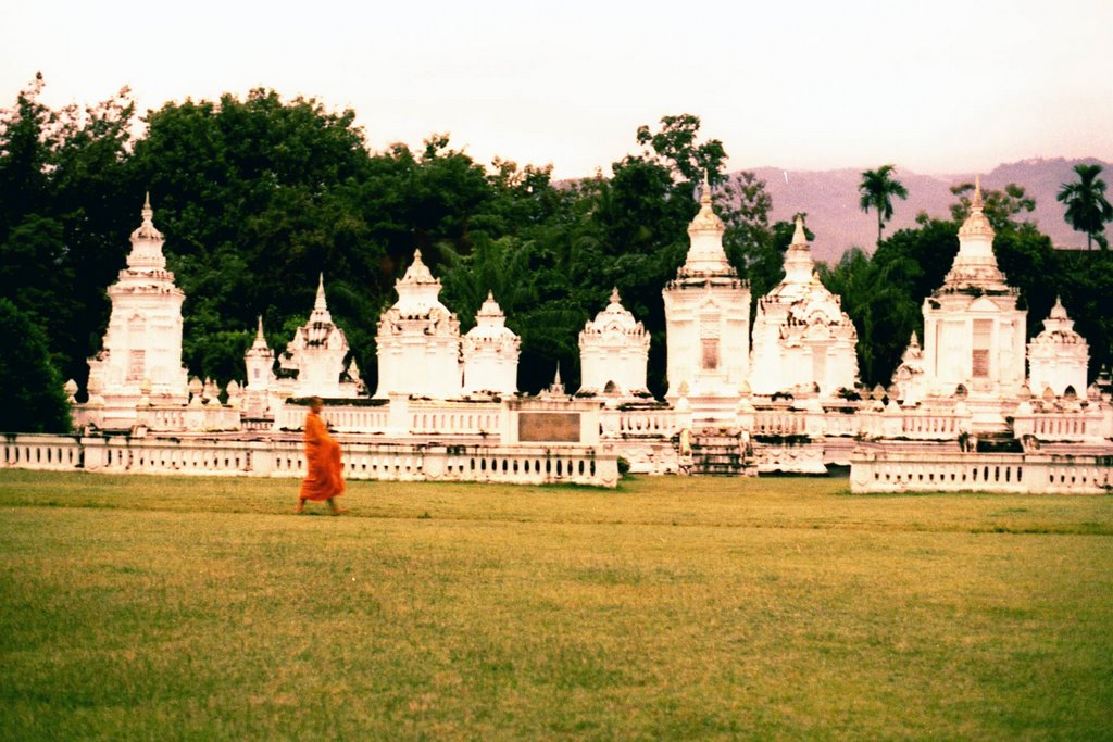 Chiamg Mai, Wat Suwan Doge by Kong Ta