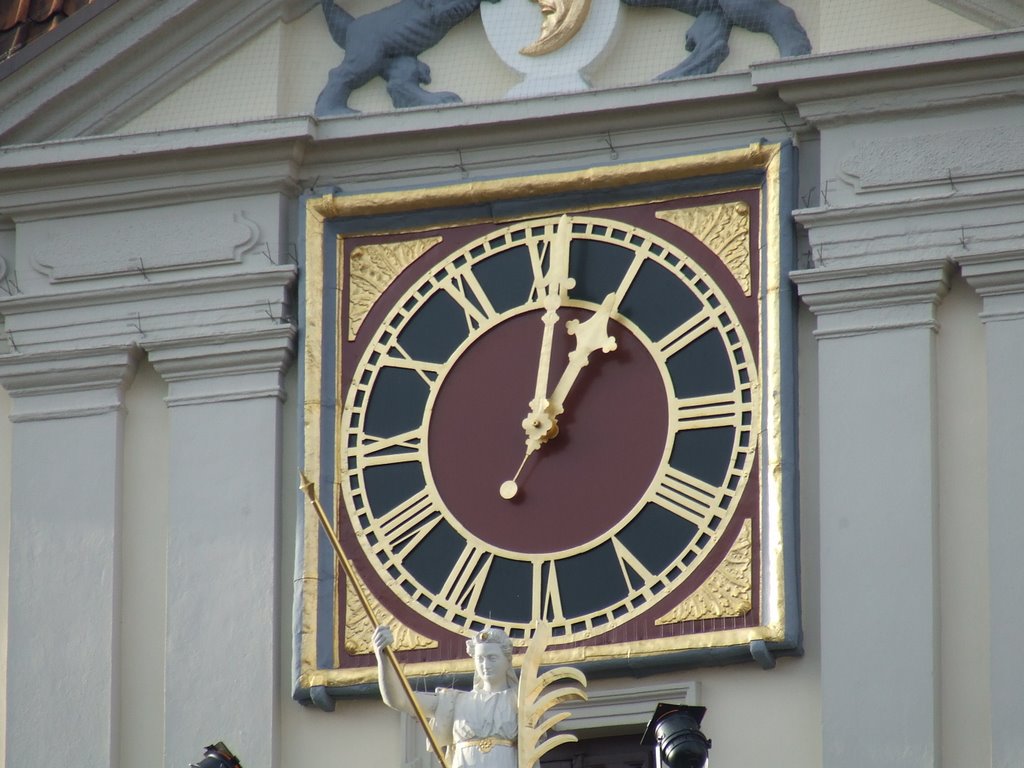 Reloj en la Rathaus - Luneburg by matilla1