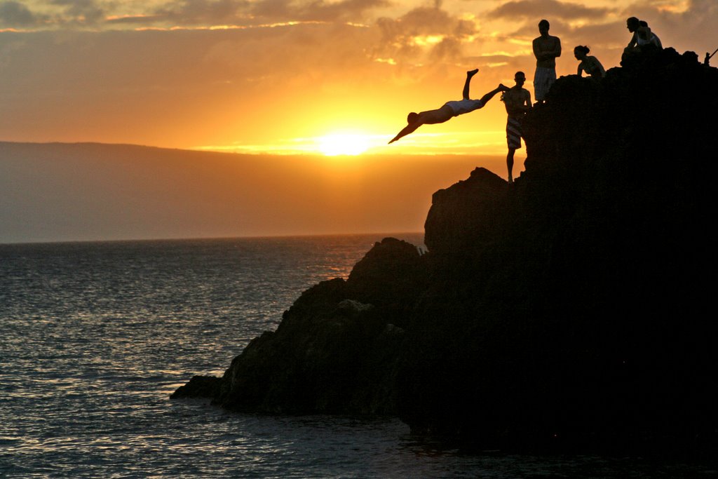 Lahaina, Maui, Black Rock Dive Sunset by Extreme-BC