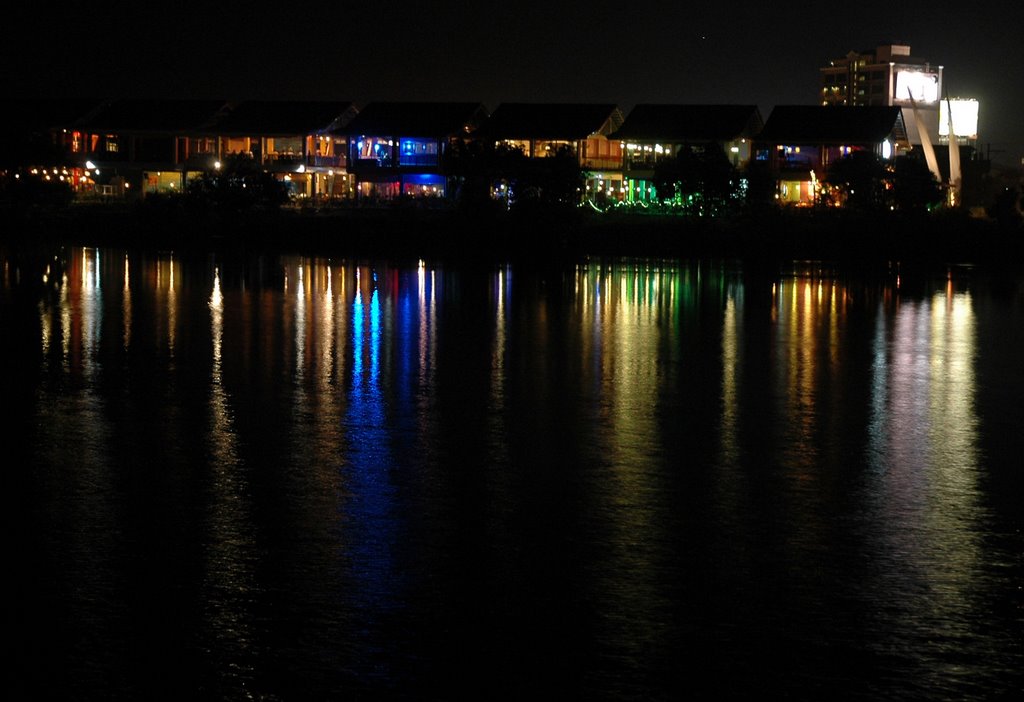 Boardwalk by Night by rbconfesor