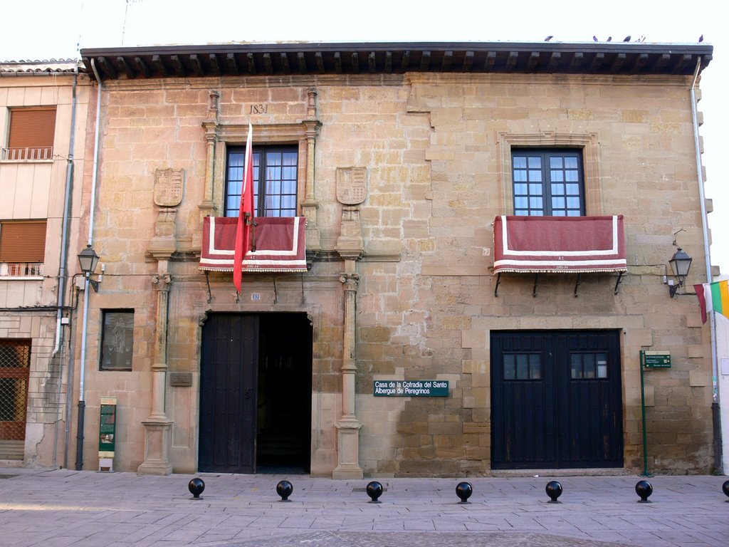 SANTO DOMINGO DE LA CALZADA (Camino de Santiago). Albergue de Peregrinos. by Carlos Sieiro del Nido