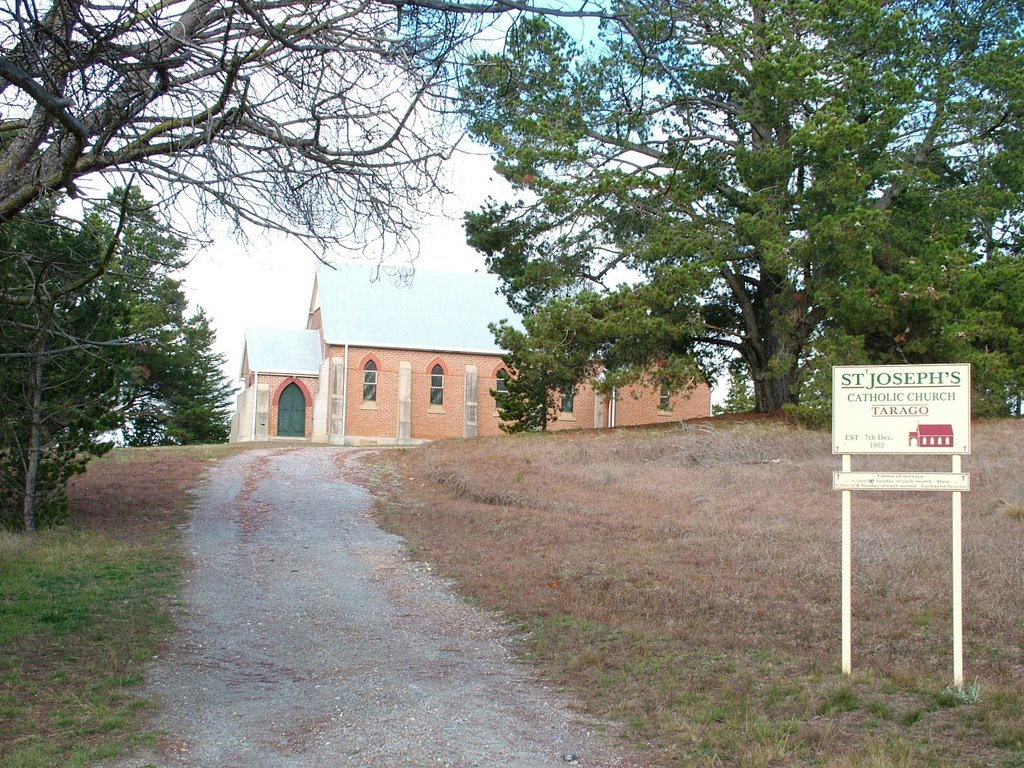 Cathollic Church Tarago (sign with church) by SEChurchPics