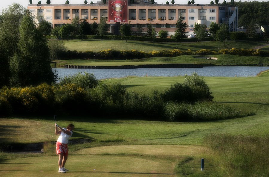 Le Golf National, Albatros, Paris, France by isogood