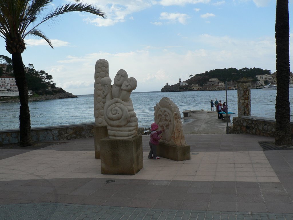 Park in Soler Bay by Dmitriy Tkachenko