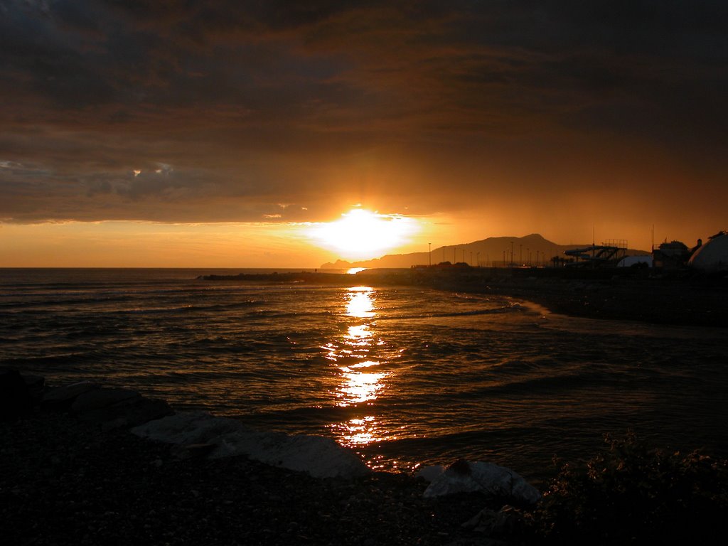 Tramonto su Portofino by emilia fiorini