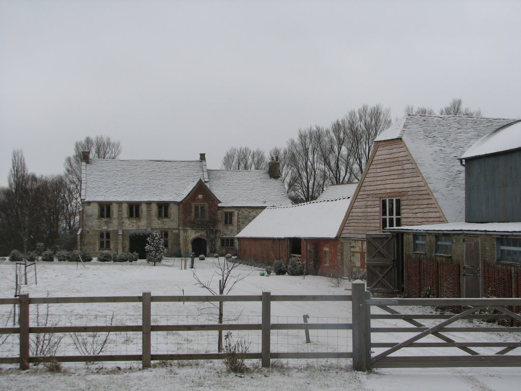 Snowy Manor by Phil Bunce