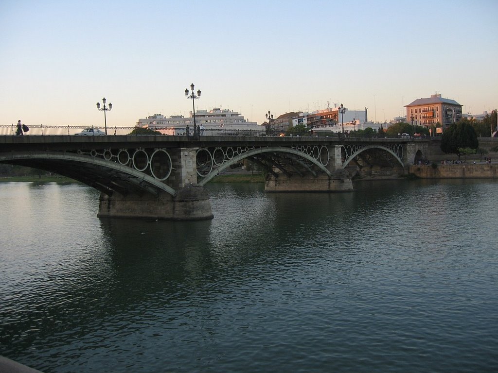 Puente de Isabel II (Sevilla) by Jesús de Pablo