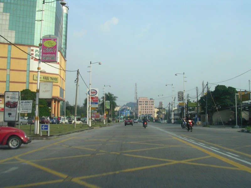 Jalan Cheras @ Kompleks Kota Kajang by mohd salim yunus