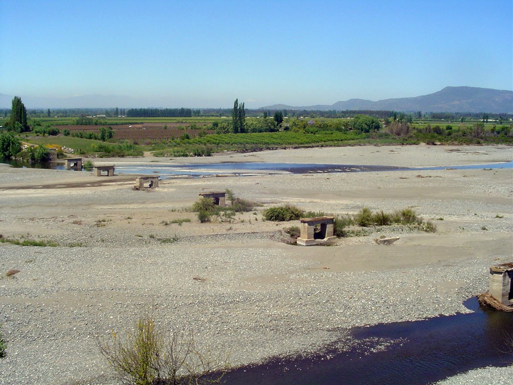 Antiguo Puente Ferroviario, Quilpoco, Rauco by stn