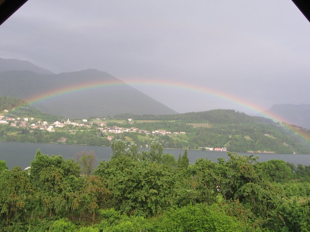 Arcobaleno da Valcanover - Lago di Caldonazzo by mruatti