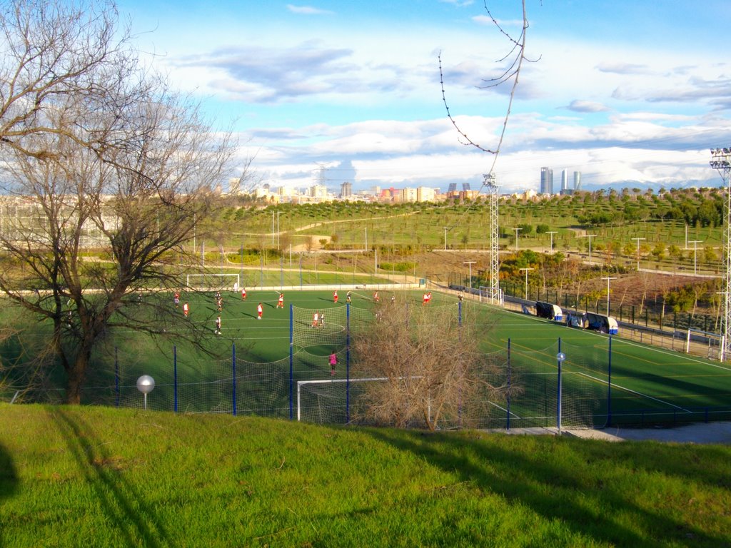 Campo de futbol de Moratalaz by topview