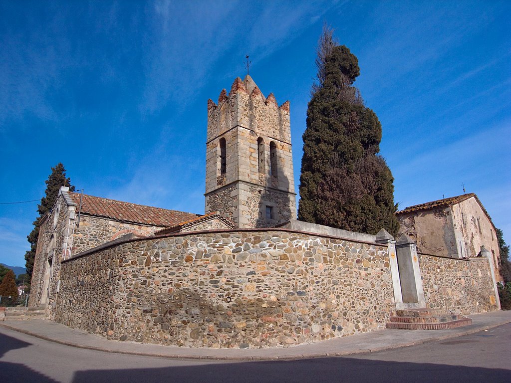 Sant Julià d'Alfou a Sant Antoni de Vilamajor, Vallès Oriental, Catalonia by Josep Xavier Sànchez