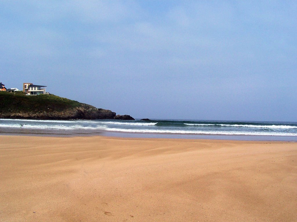 Playa de los Campos en Tapia de Casariego. by jetxea