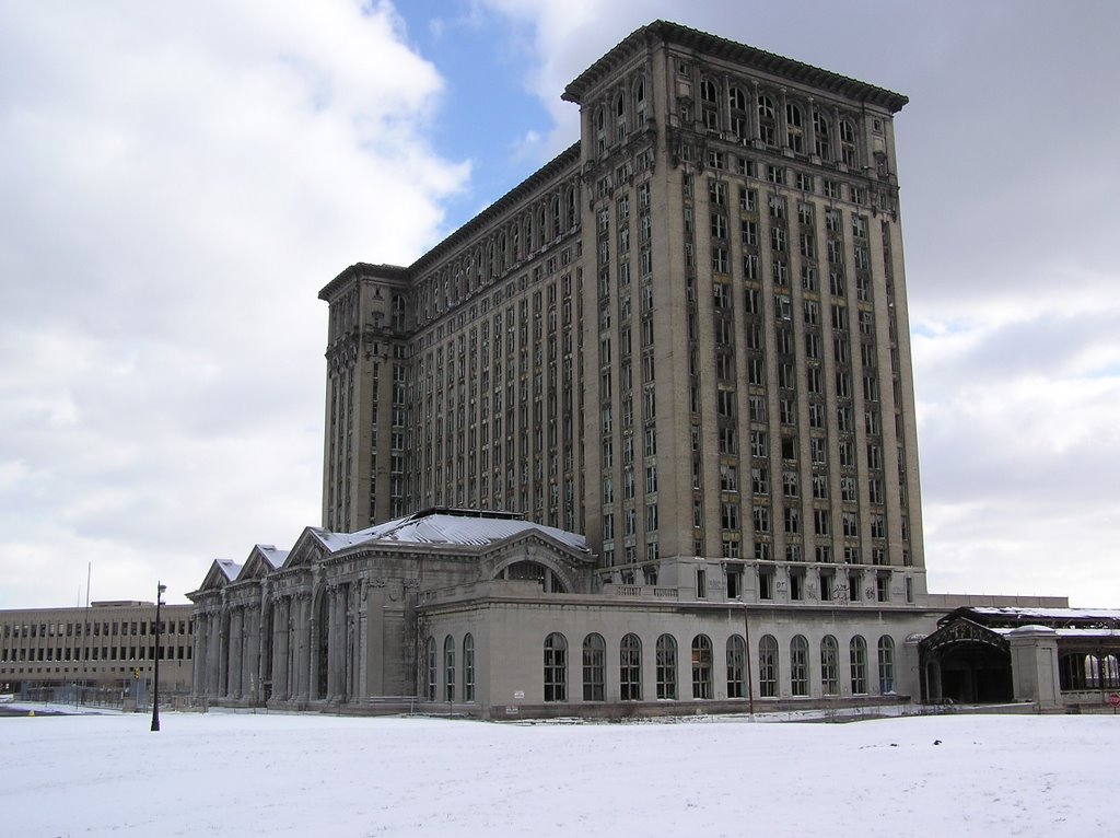 Detroit Michigan Central Station by mills1973