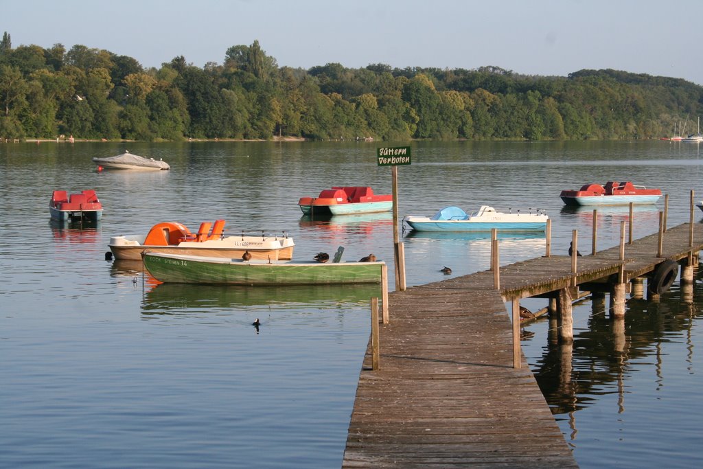 Inning am Ammersee - Stegen by Beata Beatrix