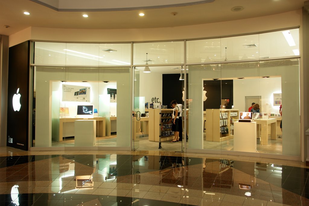 Tienda Apple Paseo de las Flores by Jcac