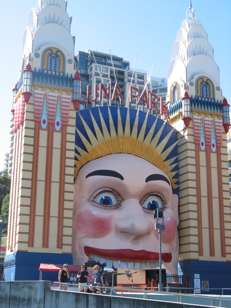 Luna Park by naretta